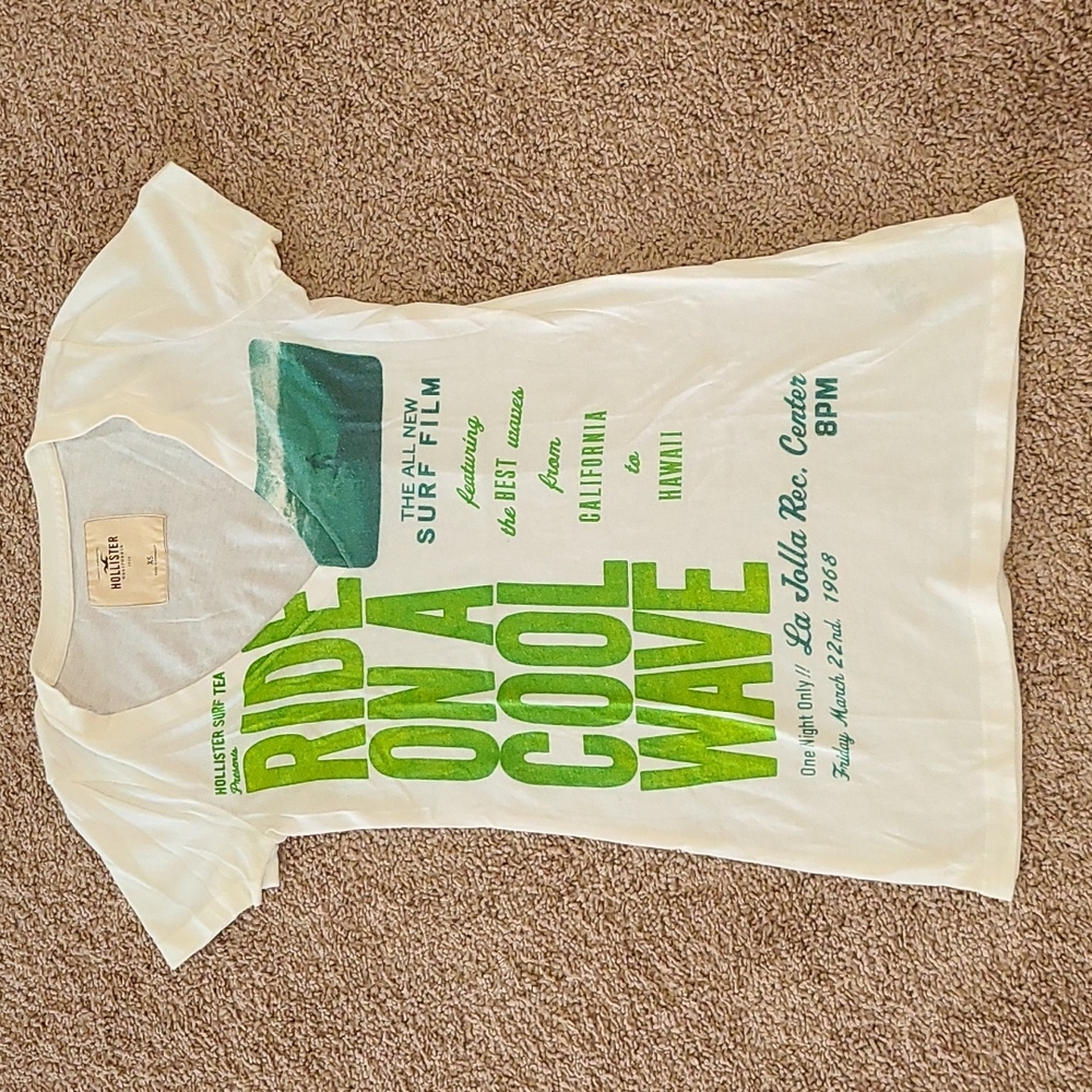 Hollister xs v neck